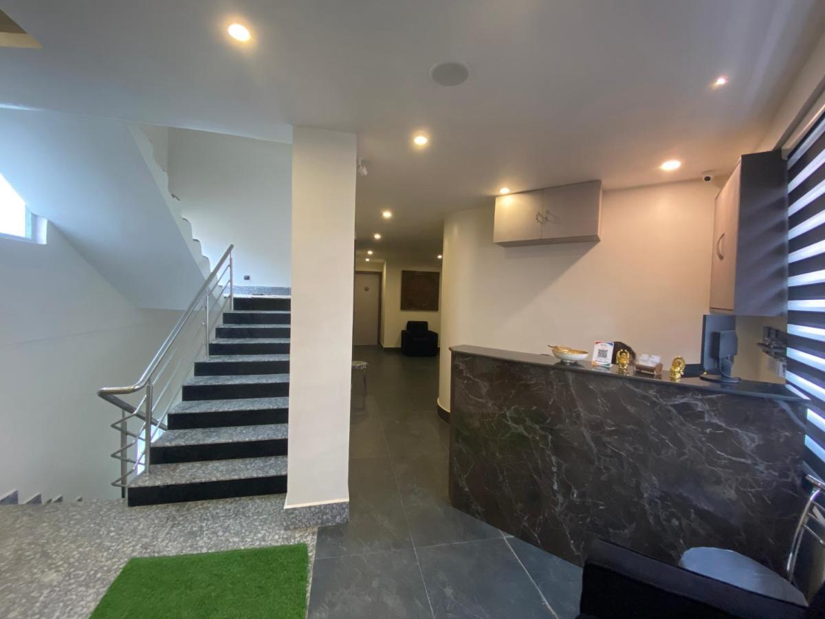 Hotel Abode 실롱 외부 사진