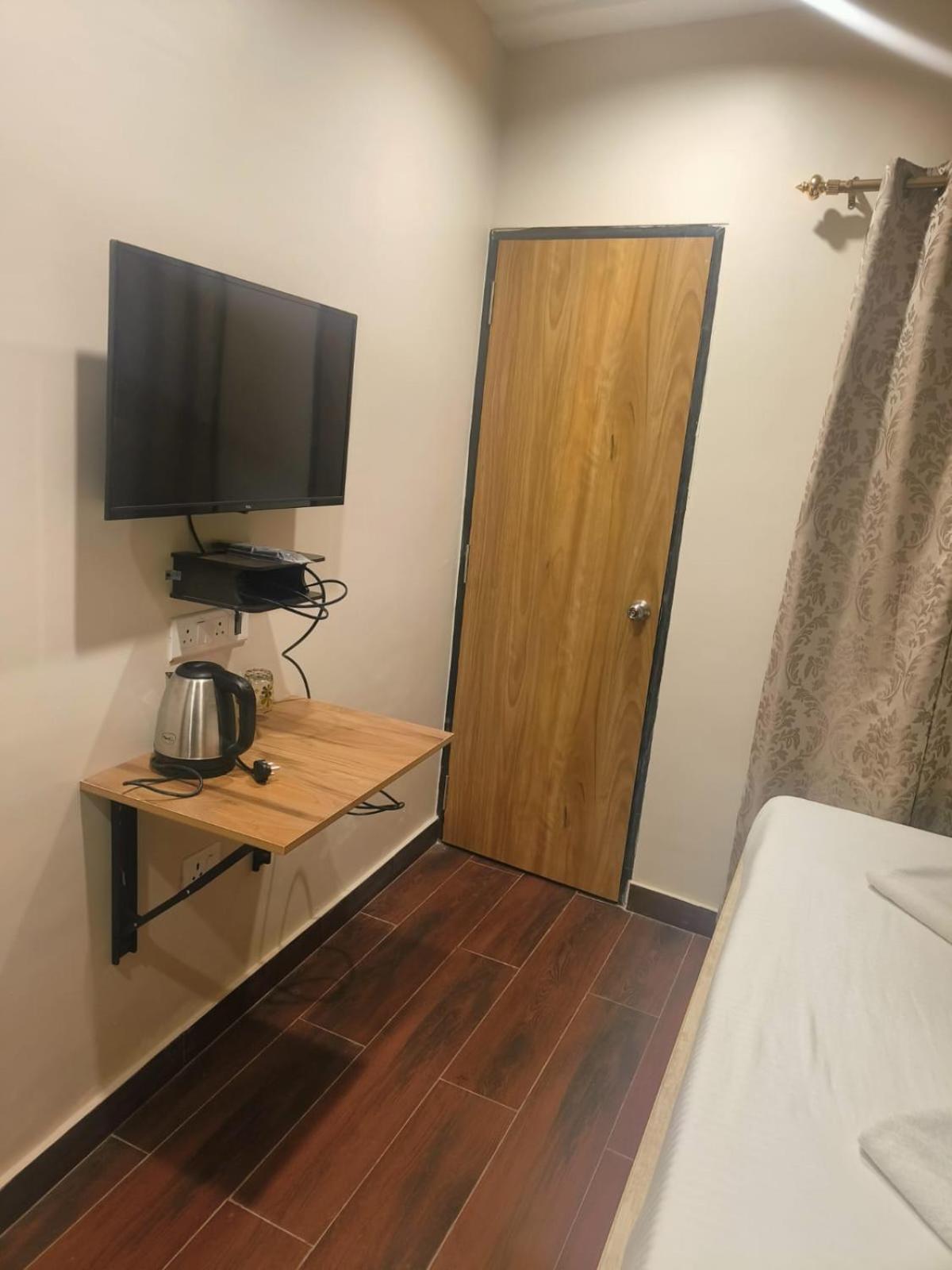 Hotel Abode 실롱 외부 사진